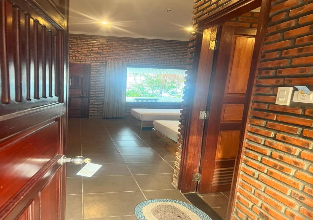 Wild Beach Boutique Resort Ninh Phuoc Buitenkant foto