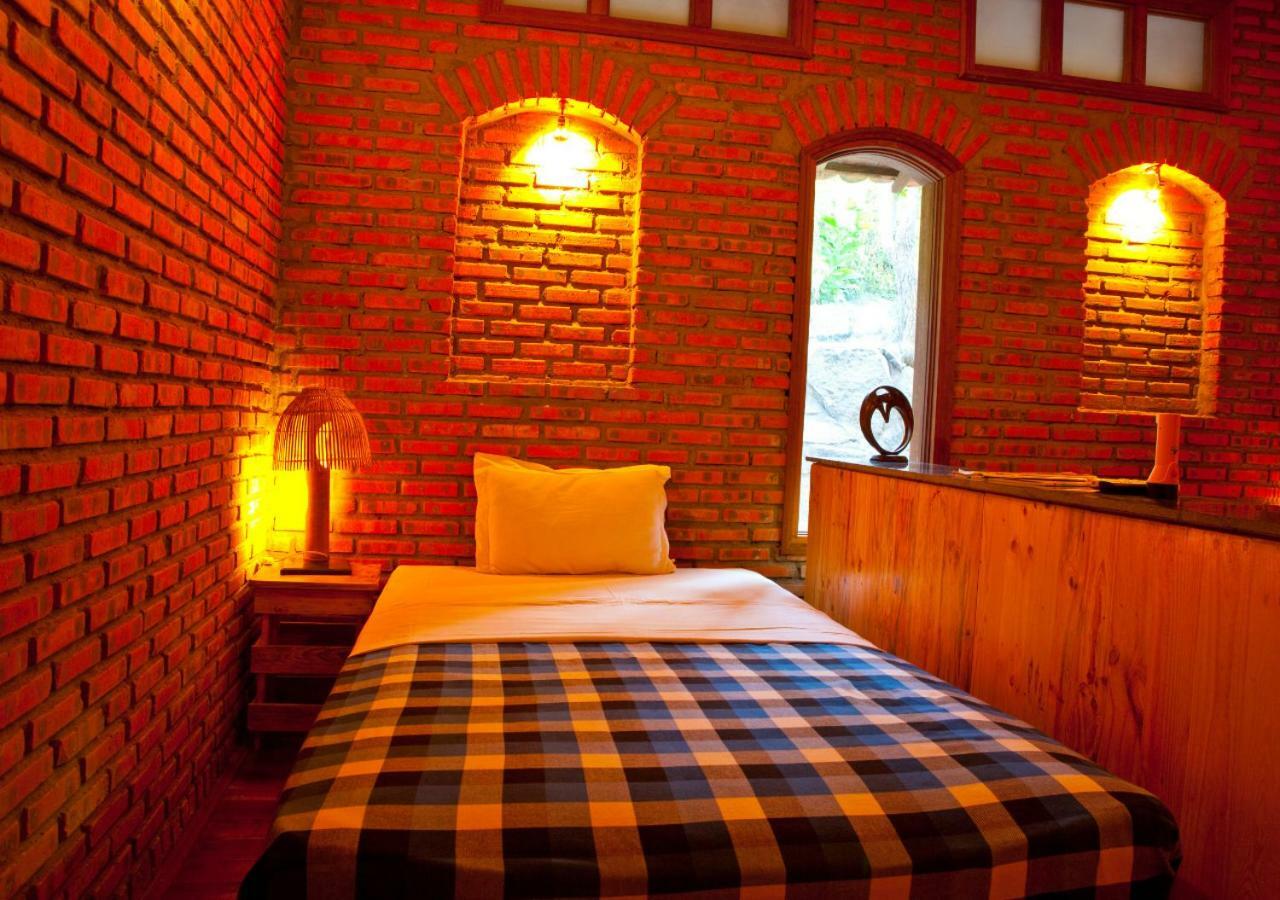 Wild Beach Boutique Resort Ninh Phuoc Buitenkant foto
